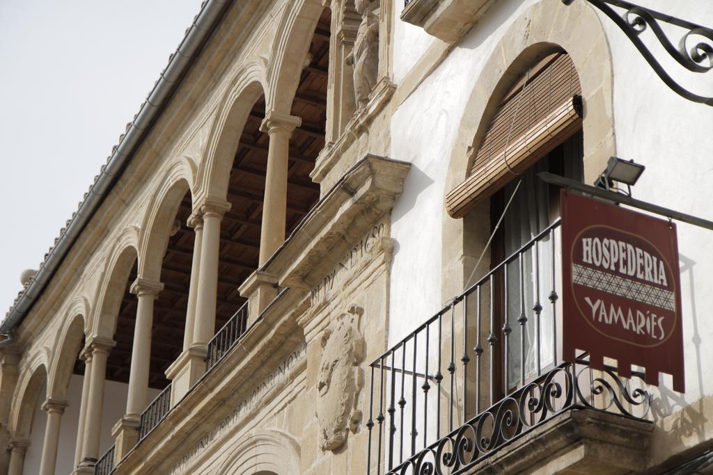 Vivienda Turistica Yamaries Hotel Úbeda Kültér fotó