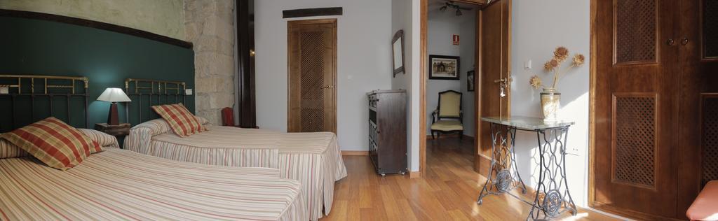Vivienda Turistica Yamaries Hotel Úbeda Kültér fotó